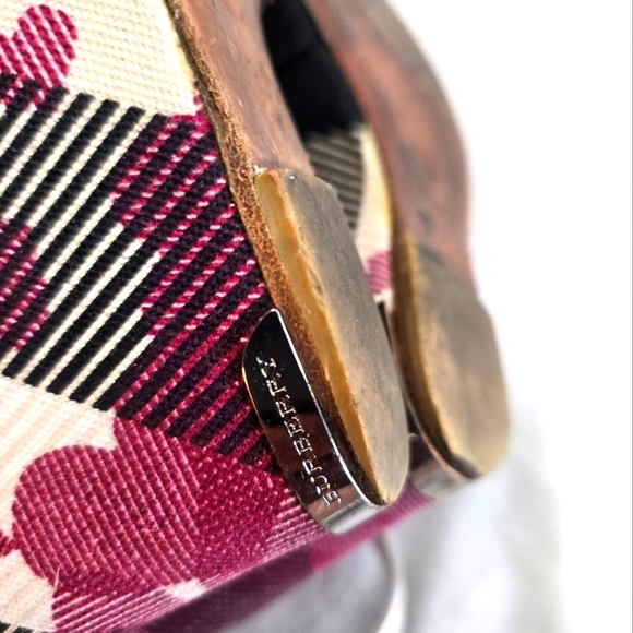 Burberry Women’s 37 Wedges Nova Check Hearts Platform Sandals Leather Straps - Picture 11 of 13